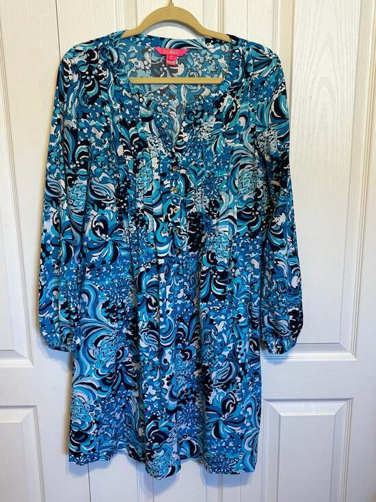 Lilly Pulitzer Dresses & Skirts - Lilly Pulitzer Seana ChillyLilly Blue Floral UPF 50+ Swing Dress M